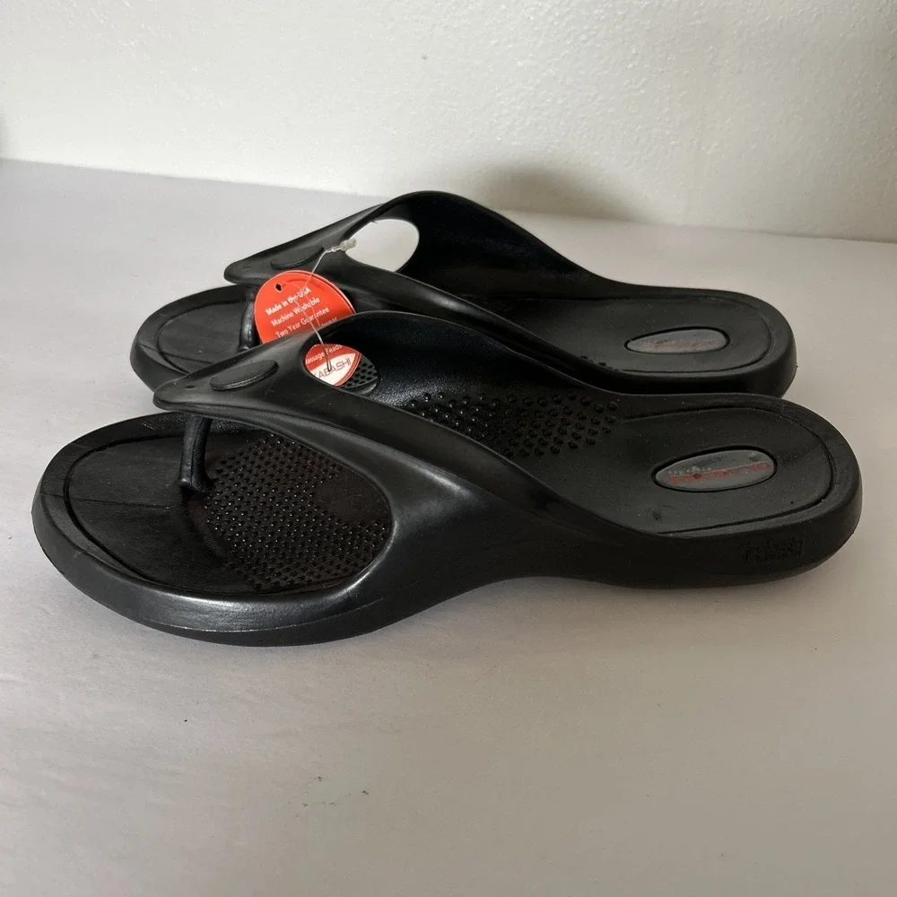 NWT Okabashi Sandals Sport Surf Flip Flops Black Beach Travel USA M 9-10 W 11-12